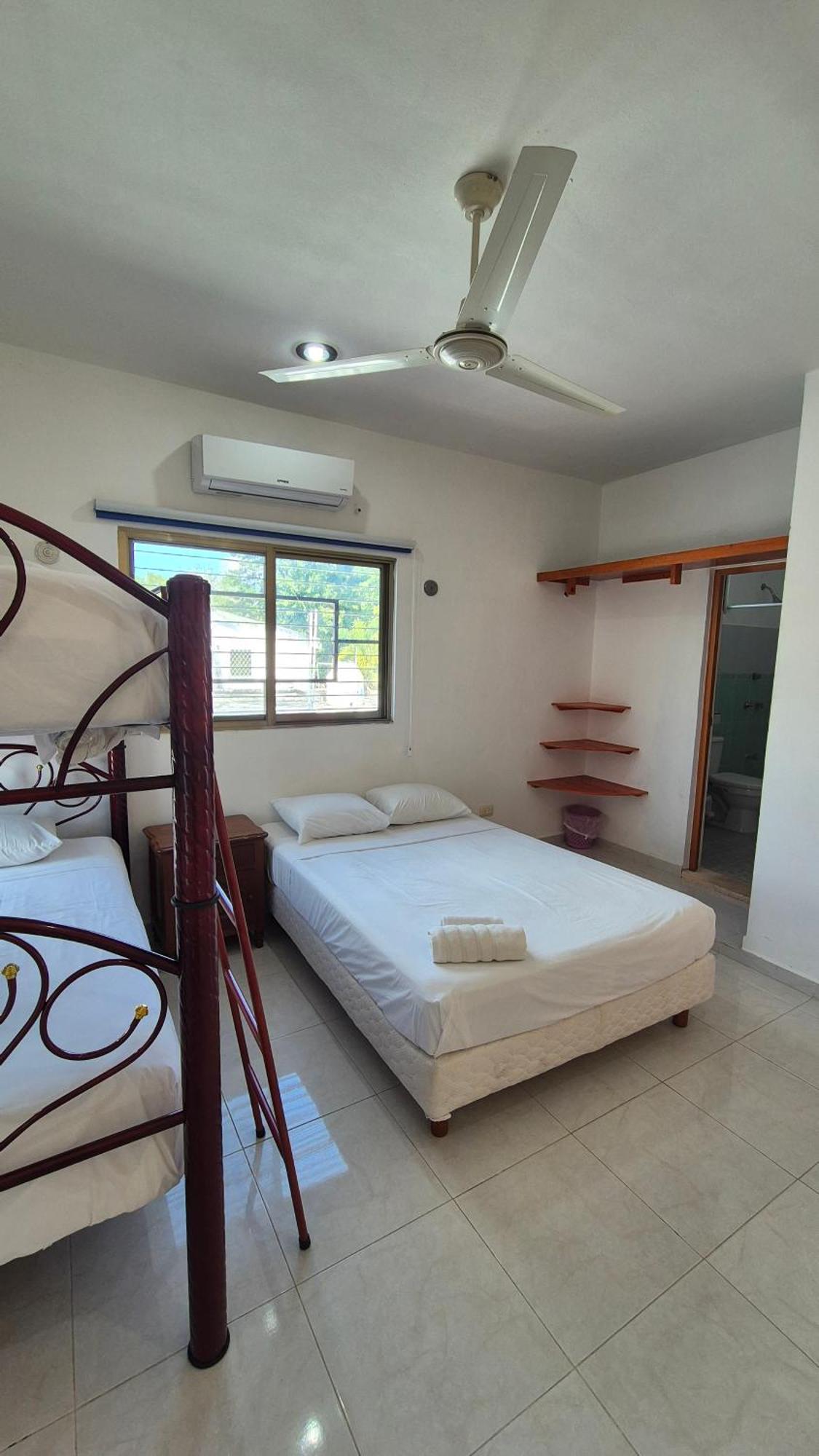 Hotel Monserrat เมริดา ภายนอก รูปภาพ